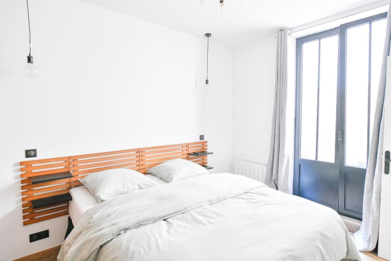 Parking Gratuit - Montmartre Charme & Patio Prive - Sacre-Coeur Metro Anvers Paris Luaran gambar