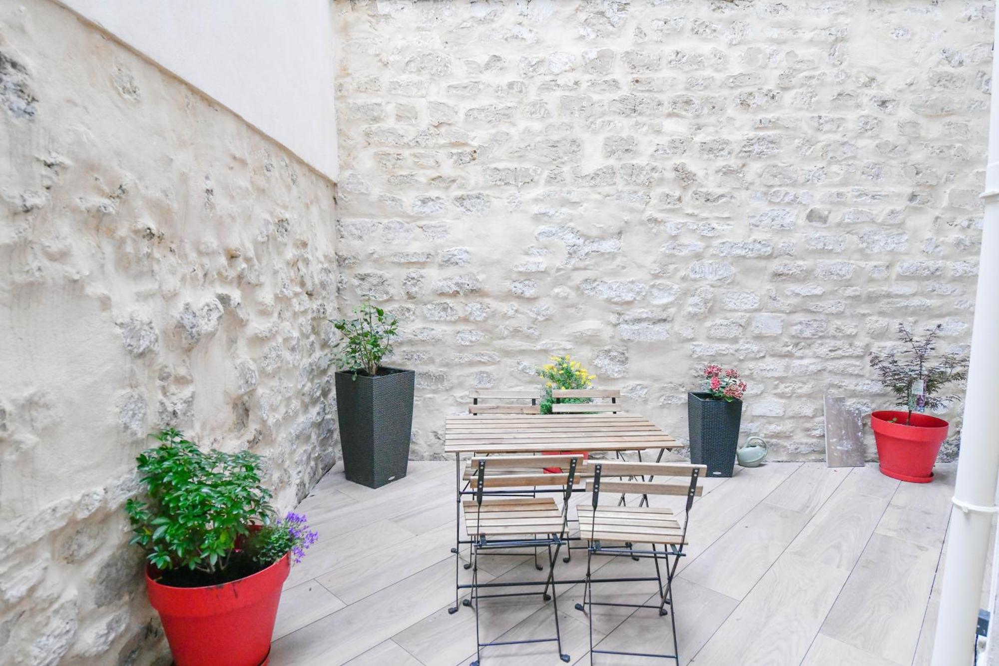 Parking Gratuit - Montmartre Charme & Patio Prive - Sacre-Coeur Metro Anvers Paris Luaran gambar