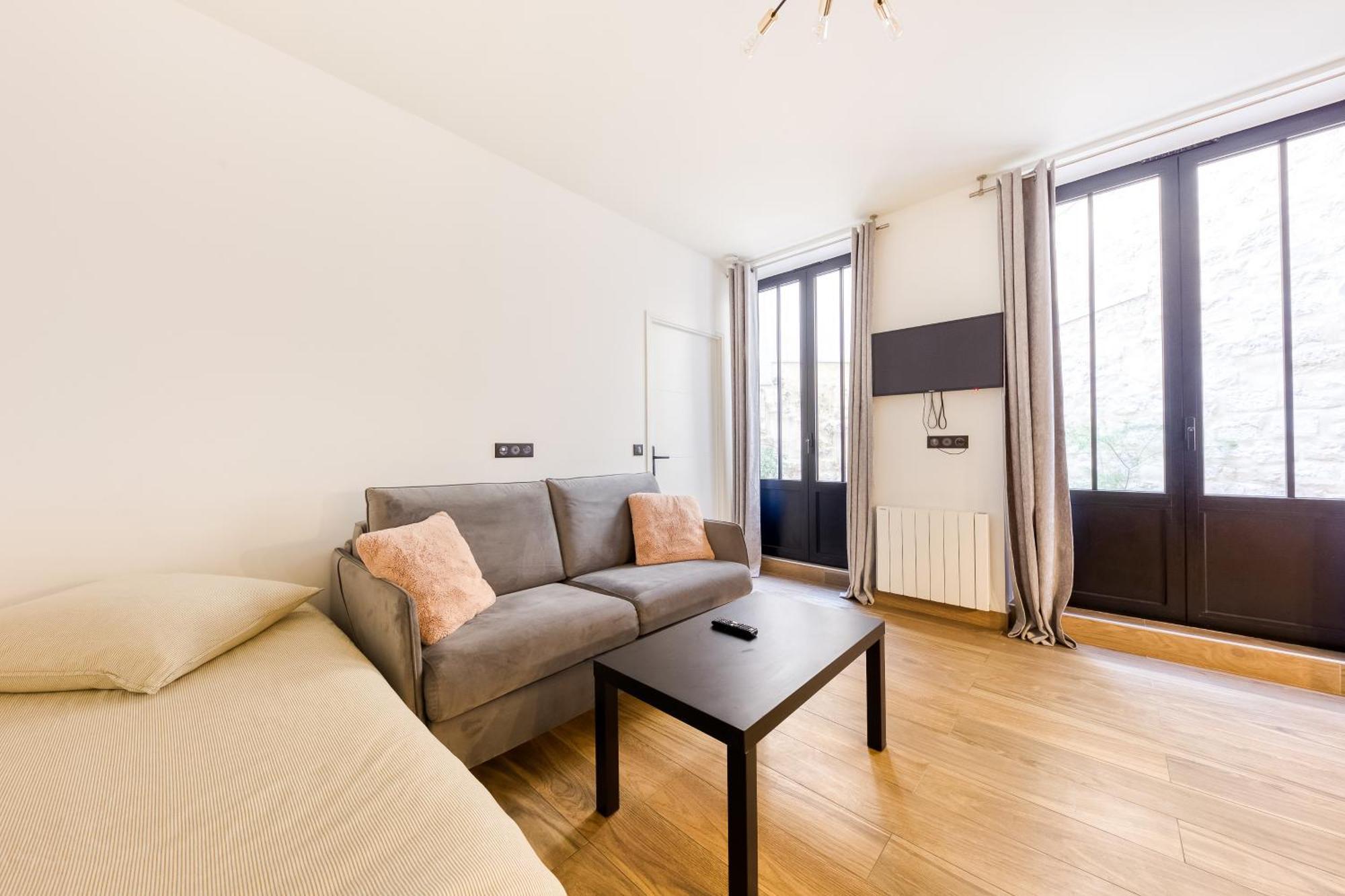 Parking Gratuit - Montmartre Charme & Patio Prive - Sacre-Coeur Metro Anvers Paris Luaran gambar